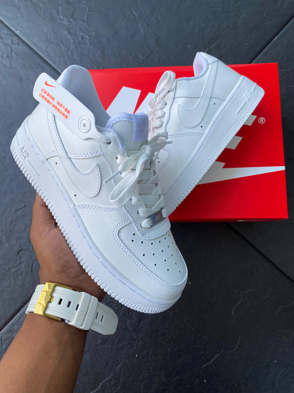 AF1